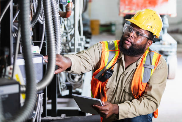 Best Electrical Contractors for Businesses  in Warrenvle, IL